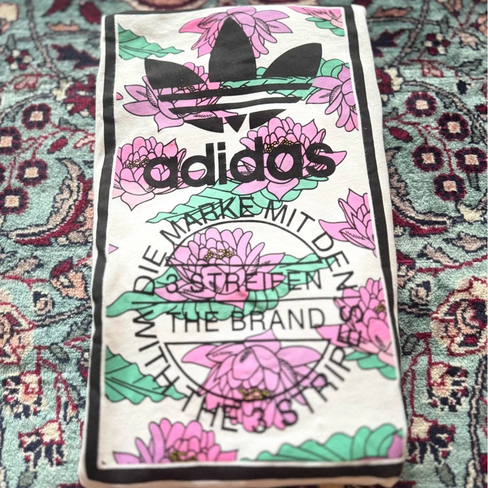 Adidas box logo Long Sleeve Tee with Graphic Design - Picture 6 of 8